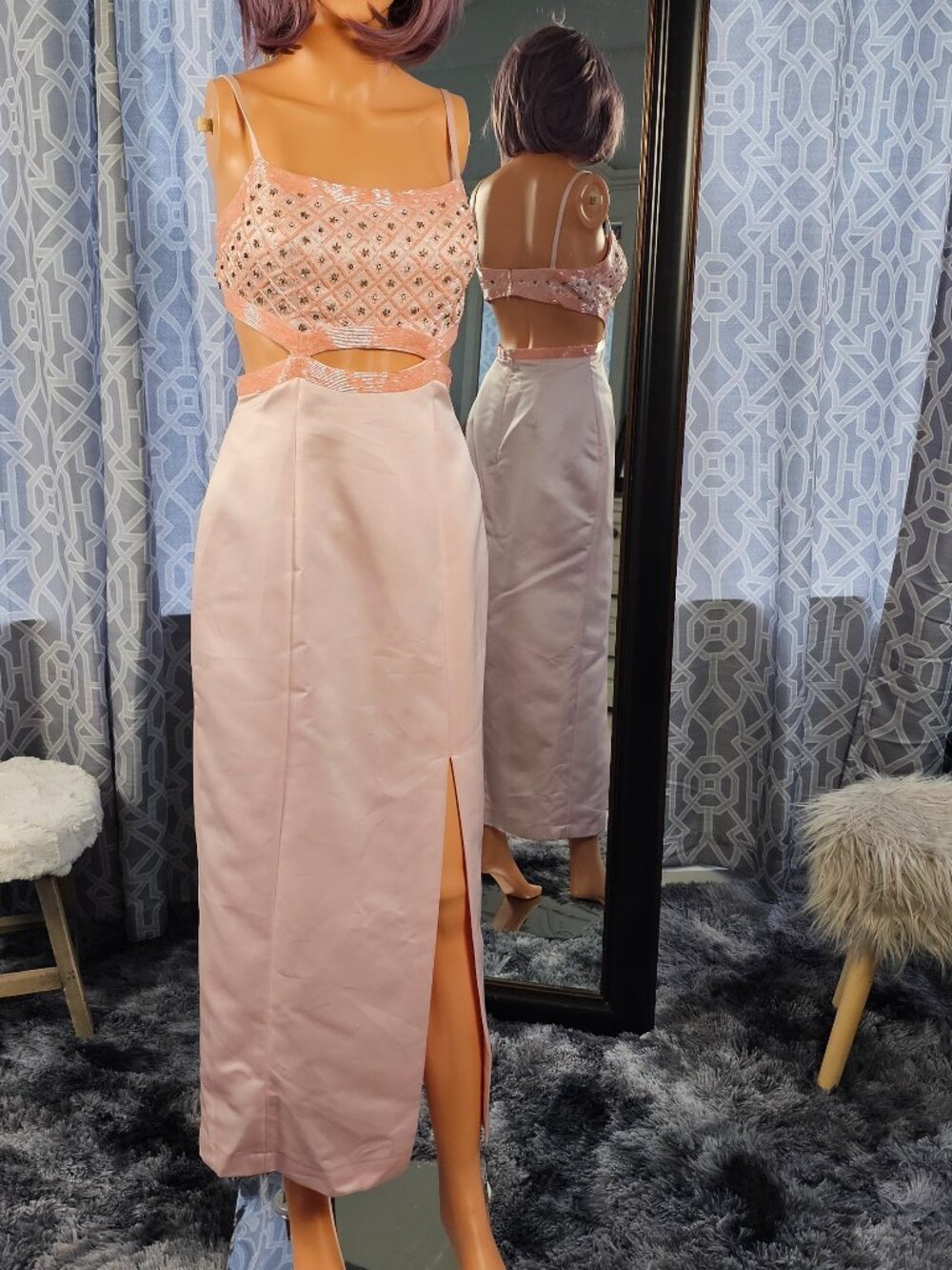 Party Time Vintage Light Pink Beaded Cutout Formal Gown – Thigh Slit – Size 6